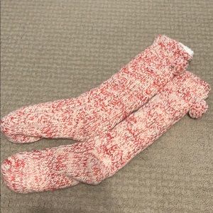 NWOT Fuzzy Reading Socks